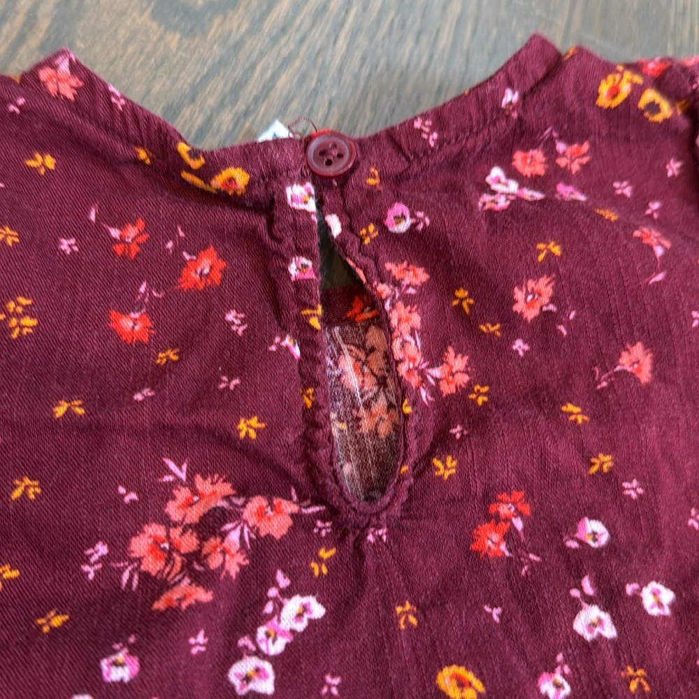 Old Navy Baby Girl Burgundy Floral Top & Bloomers Matching Set 6–12M - Picture 7 of 7